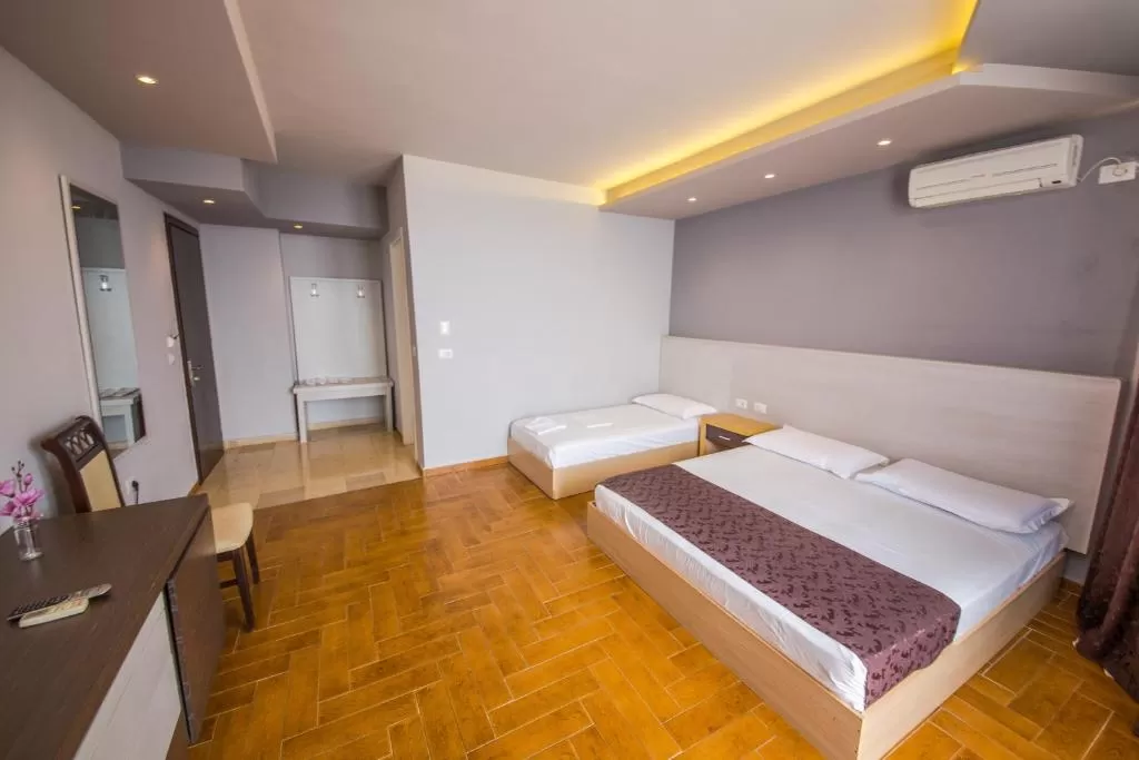 Apollon TRPL Superior Full SV 3.jpg